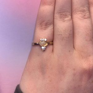 gold ring with opal and gems